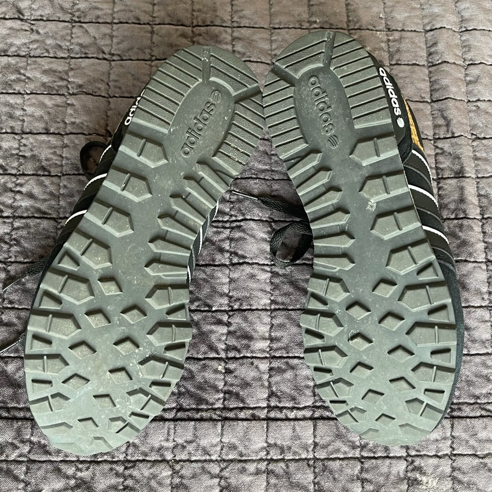 ADIDAS RUNEO 10K F38593 - Picture 4 of 5